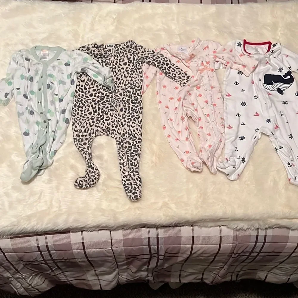 Lot of 15 pieces of baby clothes: Size 3-6 months